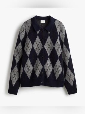 H&M Women's Navy and Gray Argyle Button-Up Sweater